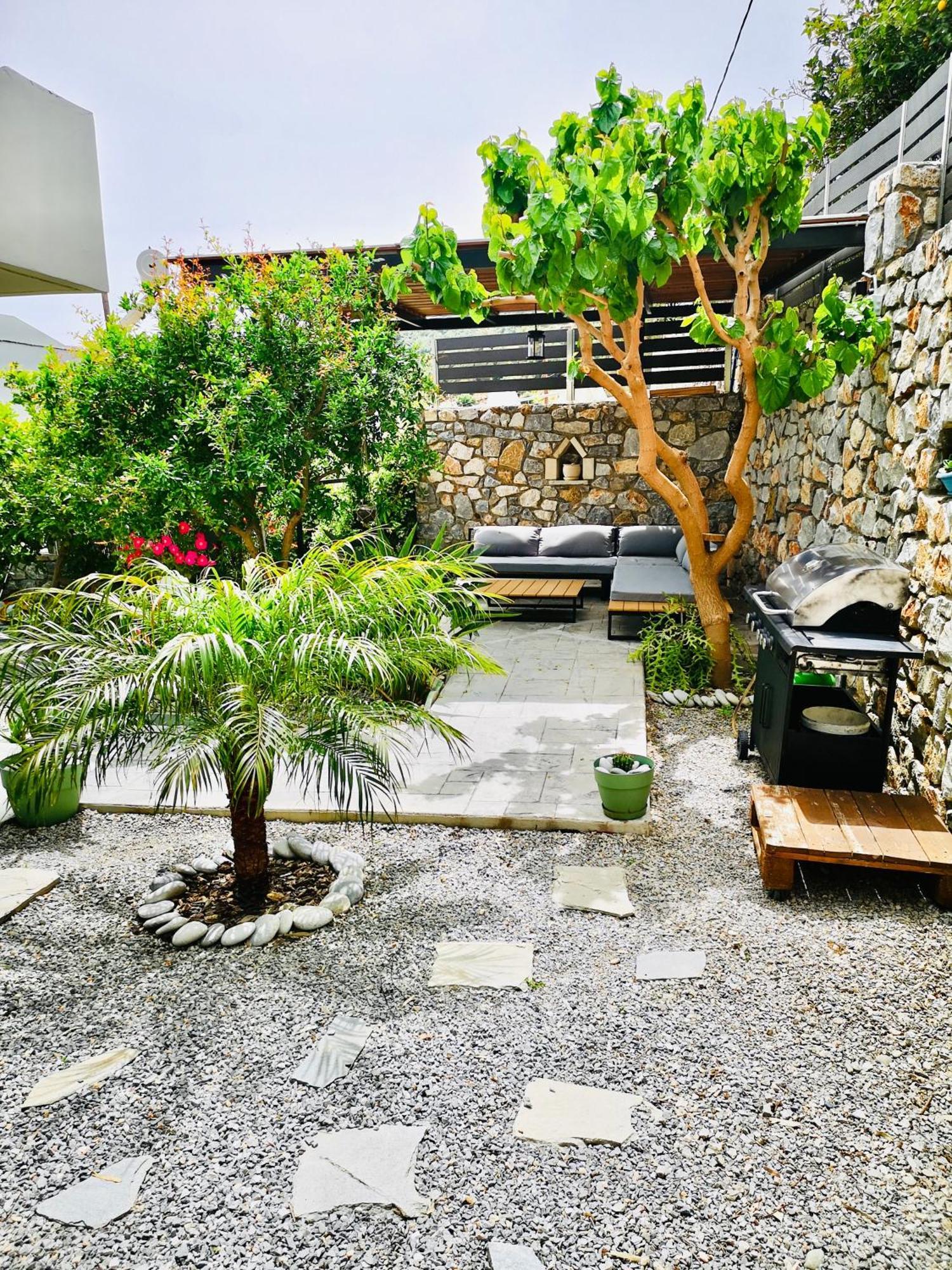 Spacious Maistrali Villa, Private Pool & Garden Rodakino Eksteriør billede